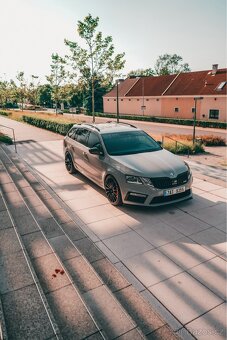 Škoda Octavia RS 245 Combi - 5