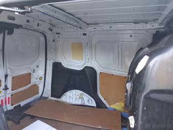 Ford Tranzit Connect - 5
