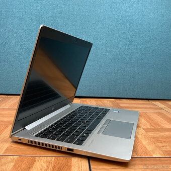 HP Elitebook 840 G5, Core i5-8250U, 8GB RAM, 240GB M.2 SSD - 5