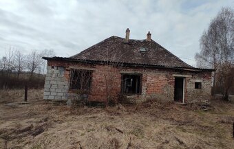 Prodej stavebního pozemku na samotě - 5