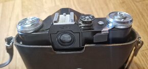 Starožitný fotoaparát ZENIT - 5