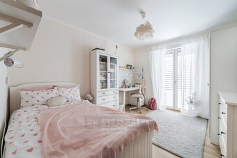 Prodej novostavby rodinného domu, 160 m2, pozemek 1602m2, Bl - 5