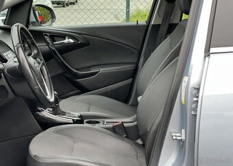 Opel Astra Sport Tourer Cosmo 1.4T LPG manuál 103 kw - 5