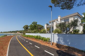 Umag,Istra,Chorvatsko - duplex villa primo u more a plaze - 5
