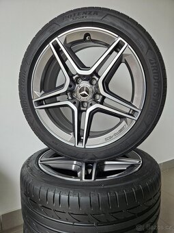 Orig. Mercedes AMG Letní 18" Dvourozměr - zánovní - 5