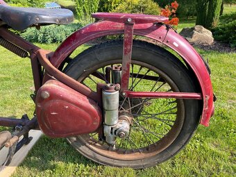 JAWA PÉRÁK - 5