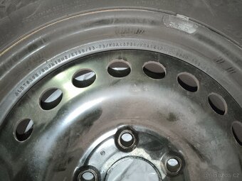 Zimní kola na I30 + poklice. R16 205 55 91H 5x114,3 ET50 - 5