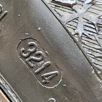 Zimní kola Peugeot 195/65/15, 6.5Jx15 ET20 č. AD19 - 5