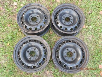 4xPlechové disky na CITROEN C2 14tky ET24  300kč všechny. - 5
