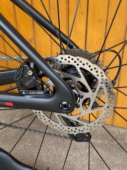 Karbonové silniční kolo - 5