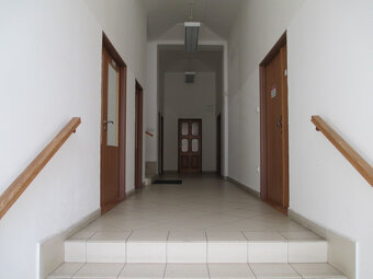 Prodej,komerční objekt 887m2, pozemky 1396m2, Mladá Boleslav - 5
