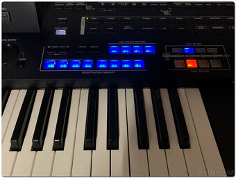 Digitální pracovní stanice Yamaha Tyros 4 Special Edition k - 5