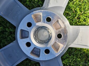 Nové Alu Škoda 5x100 R16 1U0 601 025 M - 5
