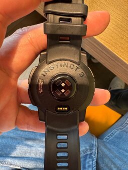 Garmin Instinct 3 - 45mm AMOLED - black/black band - 5