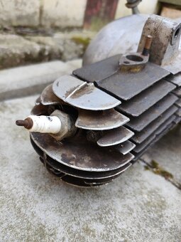 Motor Jawa 555 - 5