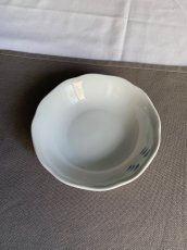Porcelánové talíře, mísy, omáčníky atd. Sada není kompletní - 5