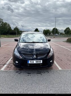 Mitsubishi Grandis 2.0 Di-D, 100 kW, 6 míst - 5