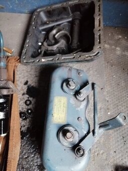 Prodám díly na kubota B 6000. - 5