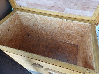 Bouda pro středního a většího psa - 5