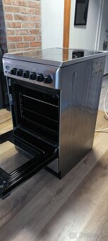 Sklokeramický sporák - málo používaný (400V) - 5