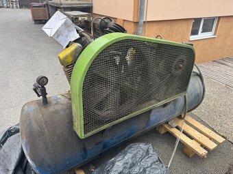 Prodám kompresor - 5