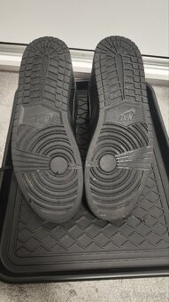 Nike Jordan 1 mid - 5