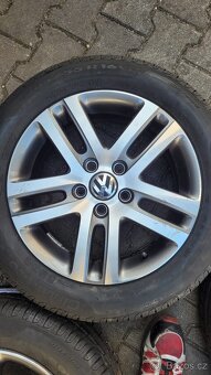 Alu kola VW Golf Touran 205/55 R16 pneu Pirelli 99% - 5
