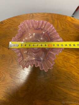 Skleněná váza růžová - 5