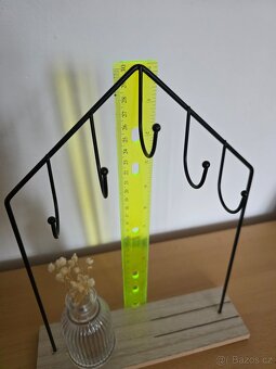 Držák/věšáček na šperky - 5