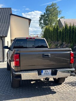 Chevrolet Silverado - 5