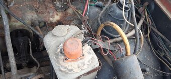 prodam na trabanta motor s prevodovkou a jine - 5