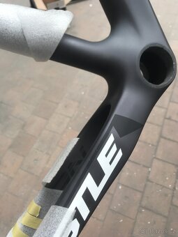rám carbon Whistle Hakan 27,5" - 5