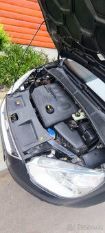 Ford Galaxy 2.0 tdc 103kw rv.09, 7.mist, 6st.man. - 5