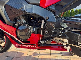 Honda CBR 1000rr Fireblade - 5