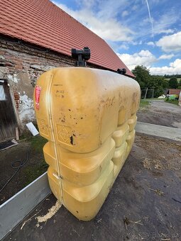 Nádrž na dešťovou vodu 2000 litrů - 5