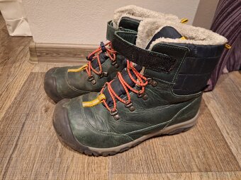 Prodám zimní boty Keen vel 37 - 5