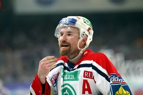 Koupím hraný dres HC Moeller Pardubice 2006/2007 - 5