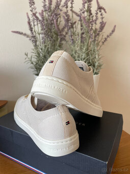 Béžové ultra lehké tenisky Tommy Hilfiger, vel. 40 - 5