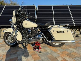 Harley Davidson FLHTC Electra Glide Classic Police - 5
