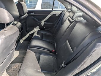 Toyota Avensis 2004 2.0 85kw d4d - 5