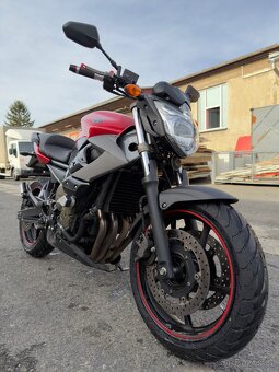 Yamaha XJ6 - 5