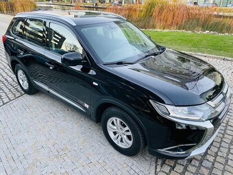 Mitsubishi Outlander 2.0i BENZÍN MANUÁL LED KAMERA 2WD 2017 - 5