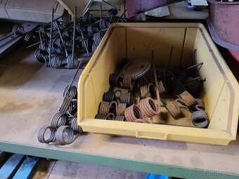 Díly na mačkač Fortschritt E301, E303 - 5