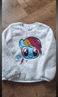 Dívčí svetříky - 5