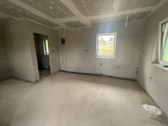 chata 35m2 pozemek 3845 bazen Trinec nebory SLEVA - 5