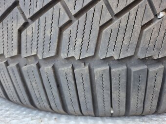 325/35 R22 114W XL WinterContact TS860S // DOT3723 // 4mm+ - 5
