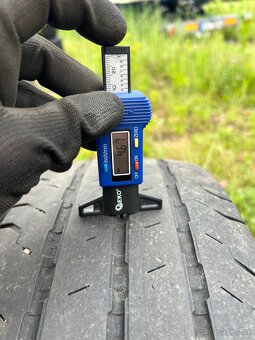 215/75/16c - 5