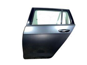 Všechny dveře tmavě šedá metalíza LR7H VW Golf 7 kombi 2017 - 5
