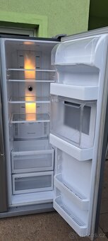 Lednice SAMSUNG (MODEL RS21FASM) - 5
