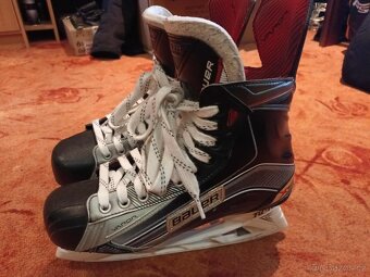 Hokejové brusle Bauer Vapor X900, vel. 8EE, EUR43, bez nožů - 5